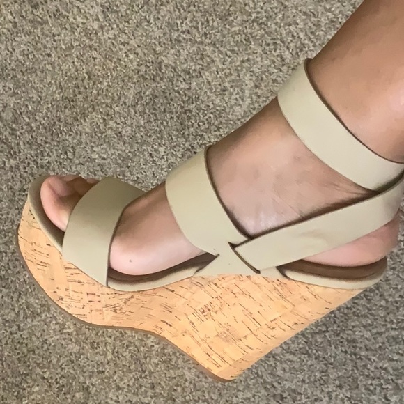 Aldo high heel wedges - Picture 4 of 4
